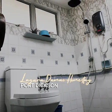 Laguna Damai Homestay Teluk Kemang Pd 3Br- Pool View Port Dickson Exterior photo
