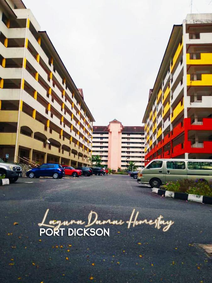 Laguna Damai Teluk Kemang Pd 3br- Pool View